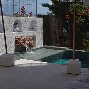 Kamara Rooms